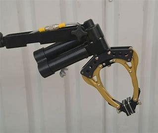 REMOTE MANIPULATOR ARM